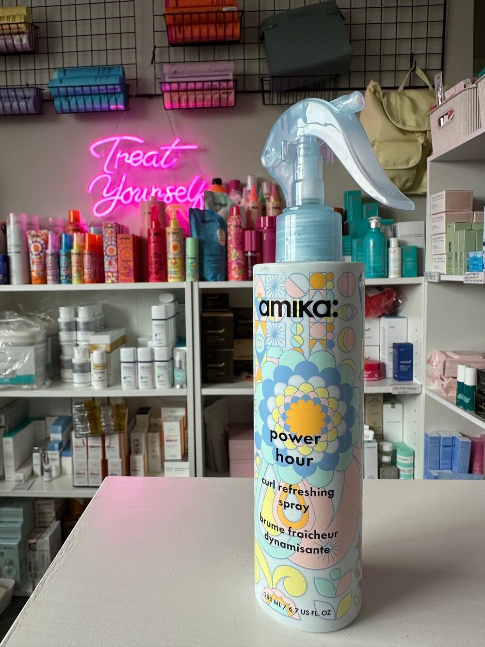 Amika Power Hour Curl Refresher